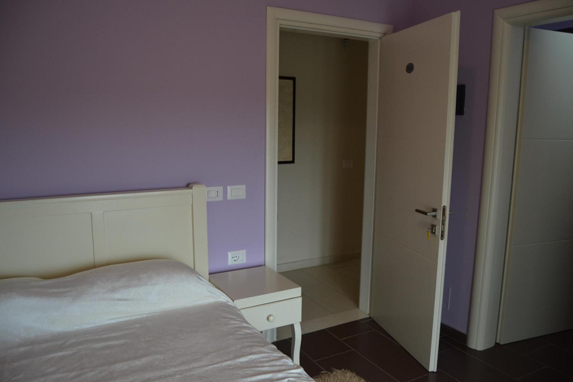 Kodra E Godenve Hotel Vile-Ballaj Bagian luar foto