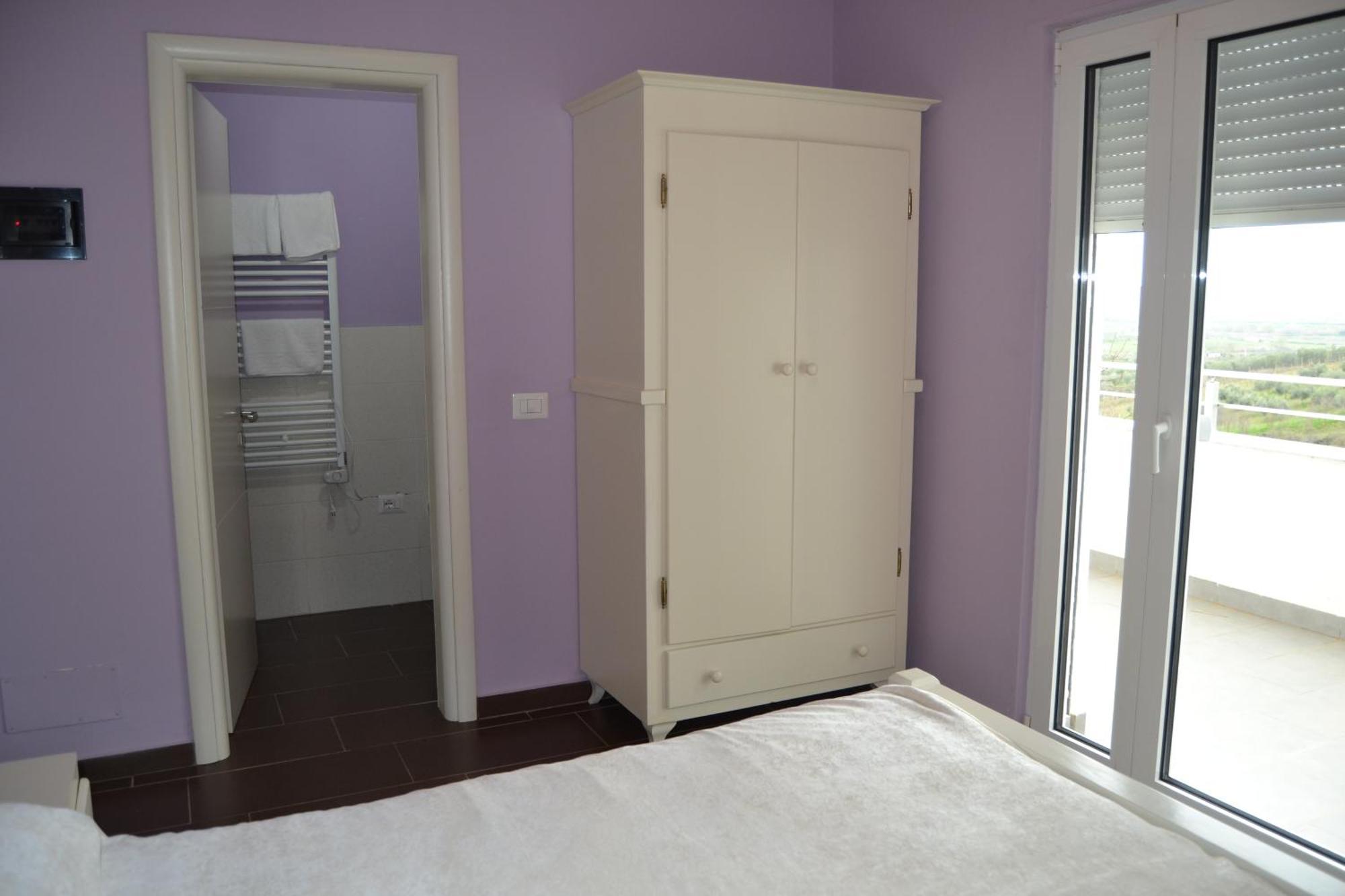 Kodra E Godenve Hotel Vile-Ballaj Bagian luar foto