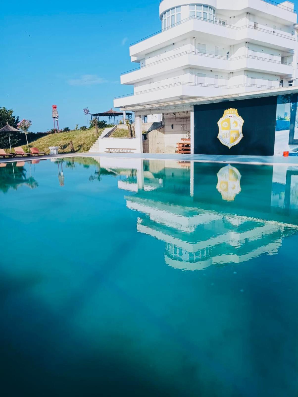 Kodra E Godenve Hotel Vile-Ballaj Bagian luar foto