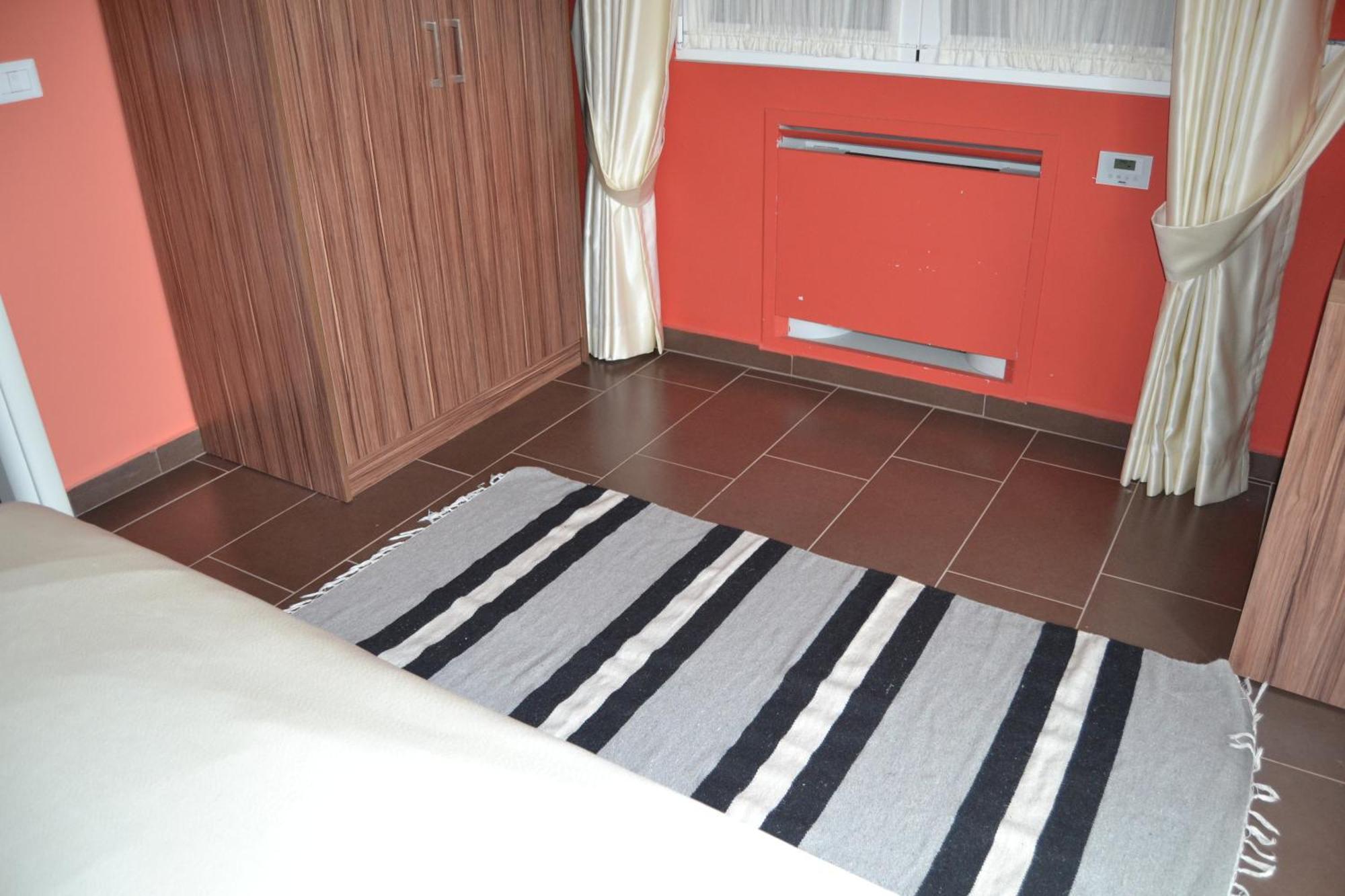Kodra E Godenve Hotel Vile-Ballaj Ruang foto