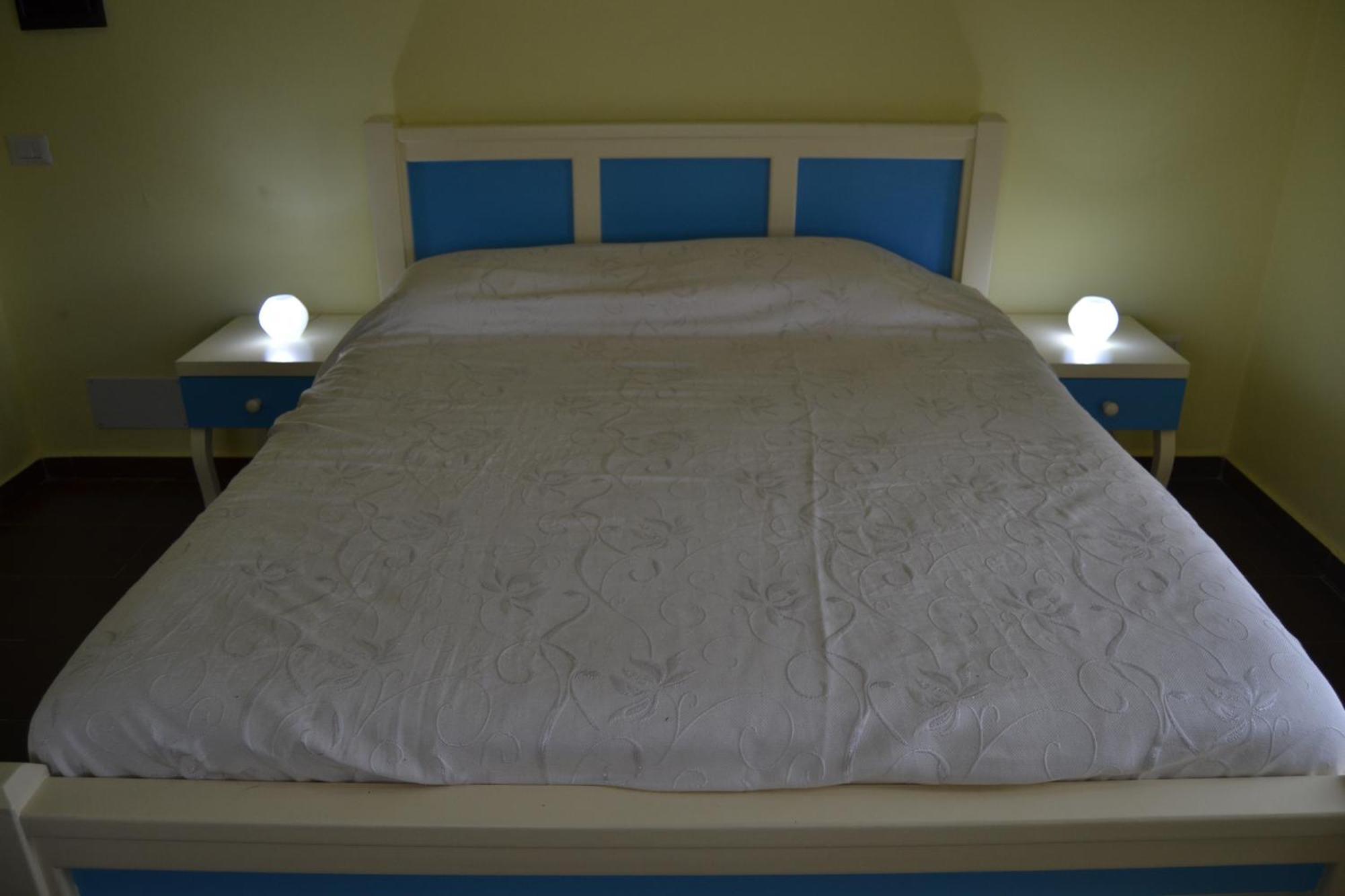 Kodra E Godenve Hotel Vile-Ballaj Ruang foto